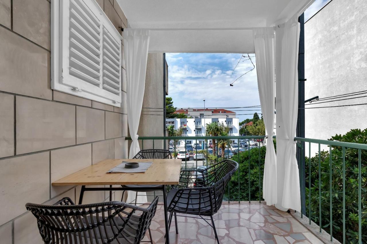 Casa Galleria Rica Makarska Exterior photo